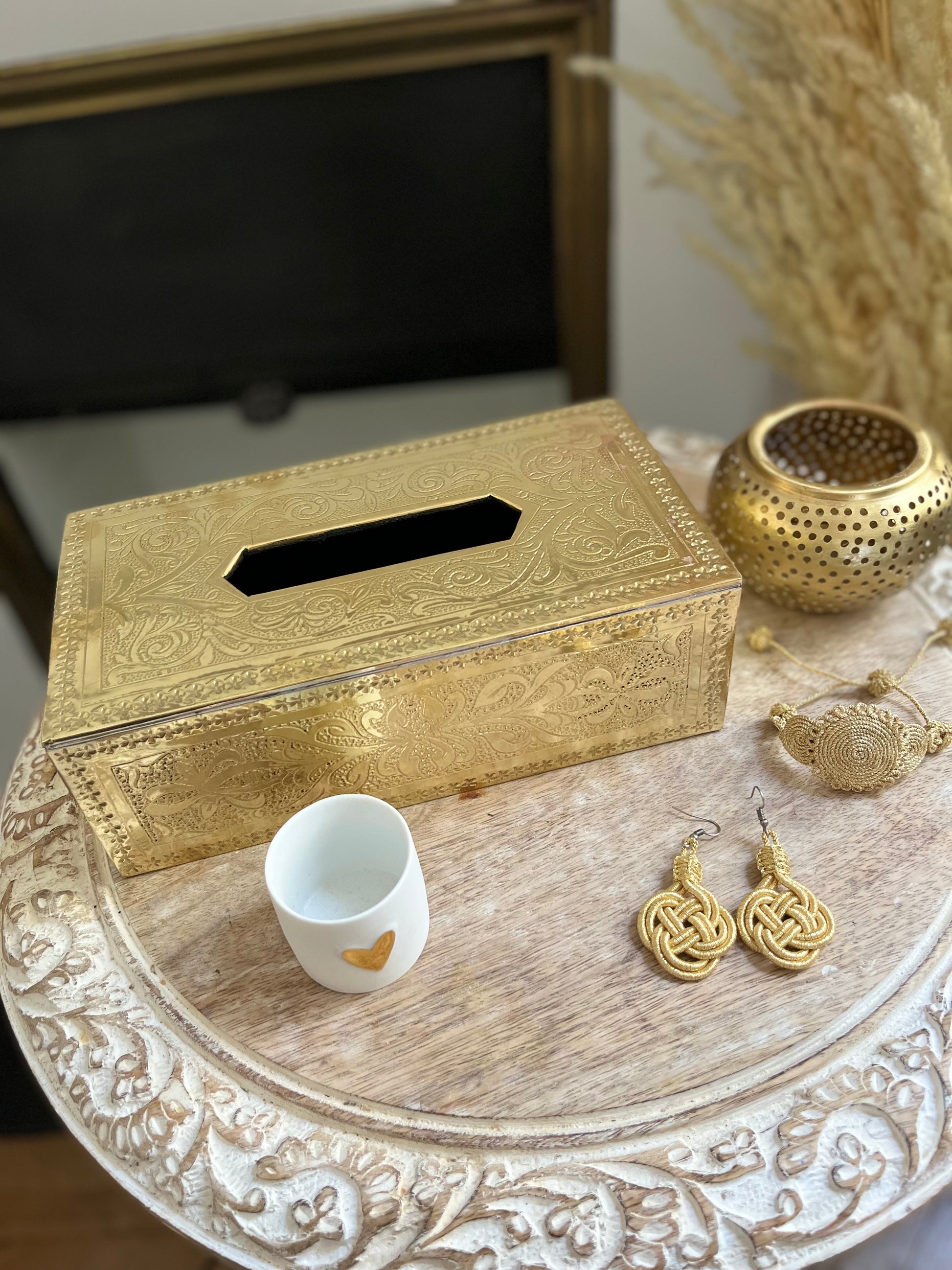 Boîte à mouchoirs en laiton doré – MSK Collection